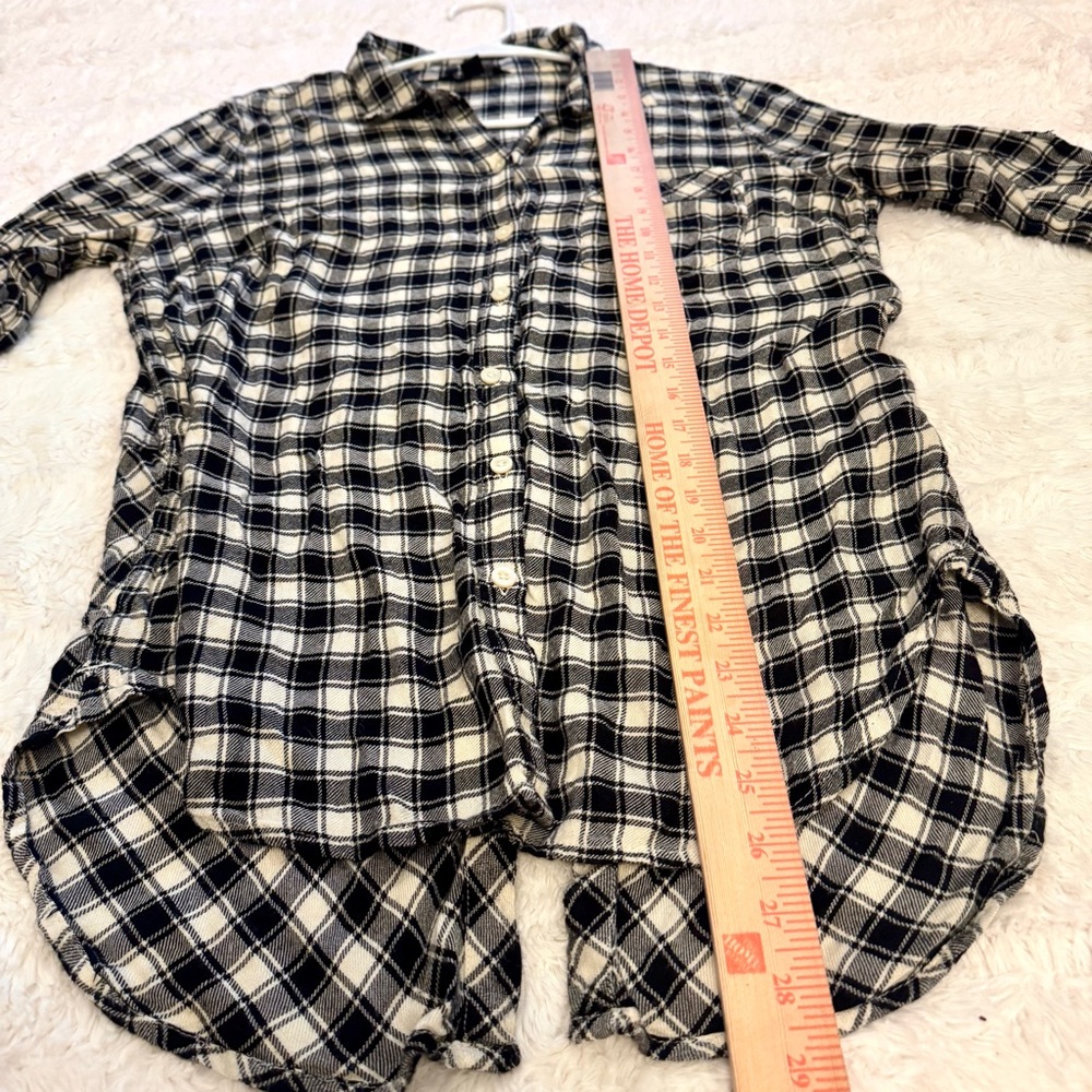 Lucky Brand Buttery Soft Plaid Button-Up Shirt | Size M | Split Back Y2K fall - Picture 3 of 5